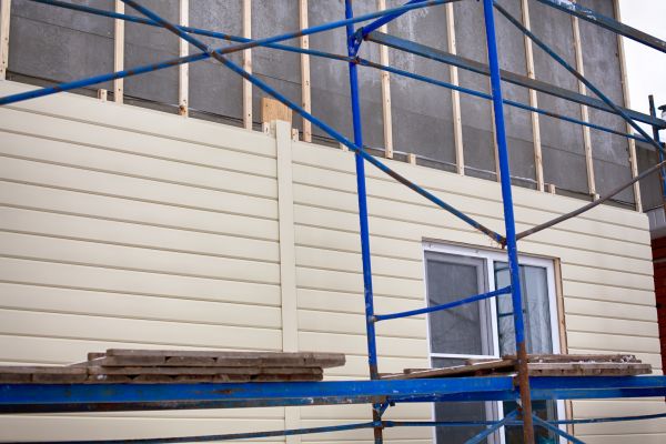 Loose Cladding Repair in Alexandria